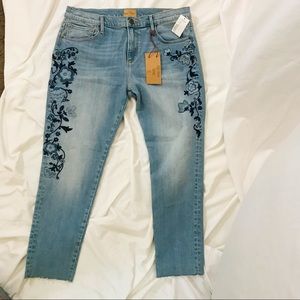 DriftWood Jeans